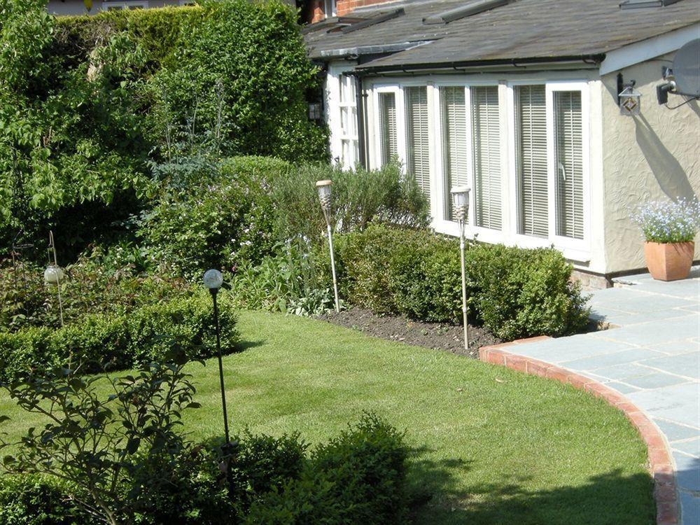 Motts Bed & Breakfast Great Dunmow Esterno foto